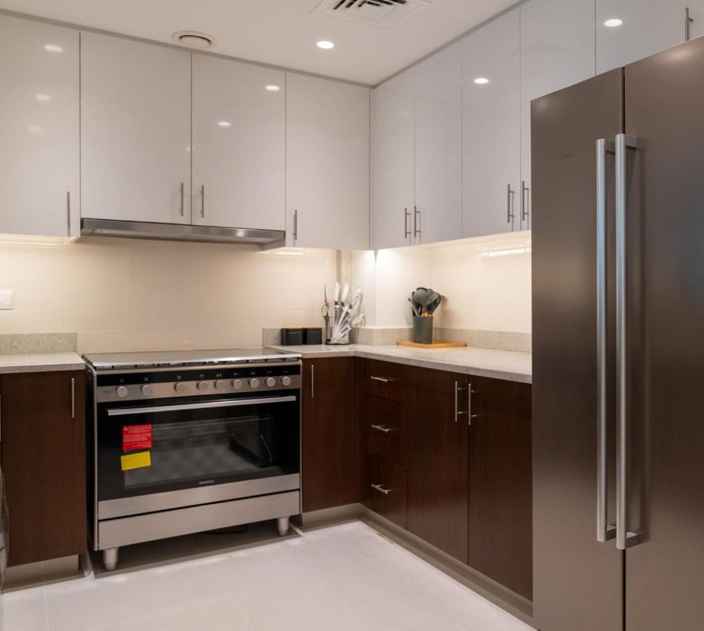 Higuests - Elegant Apt With Terrace Minutes From Burj Khalifa Дубай Екстер'єр фото