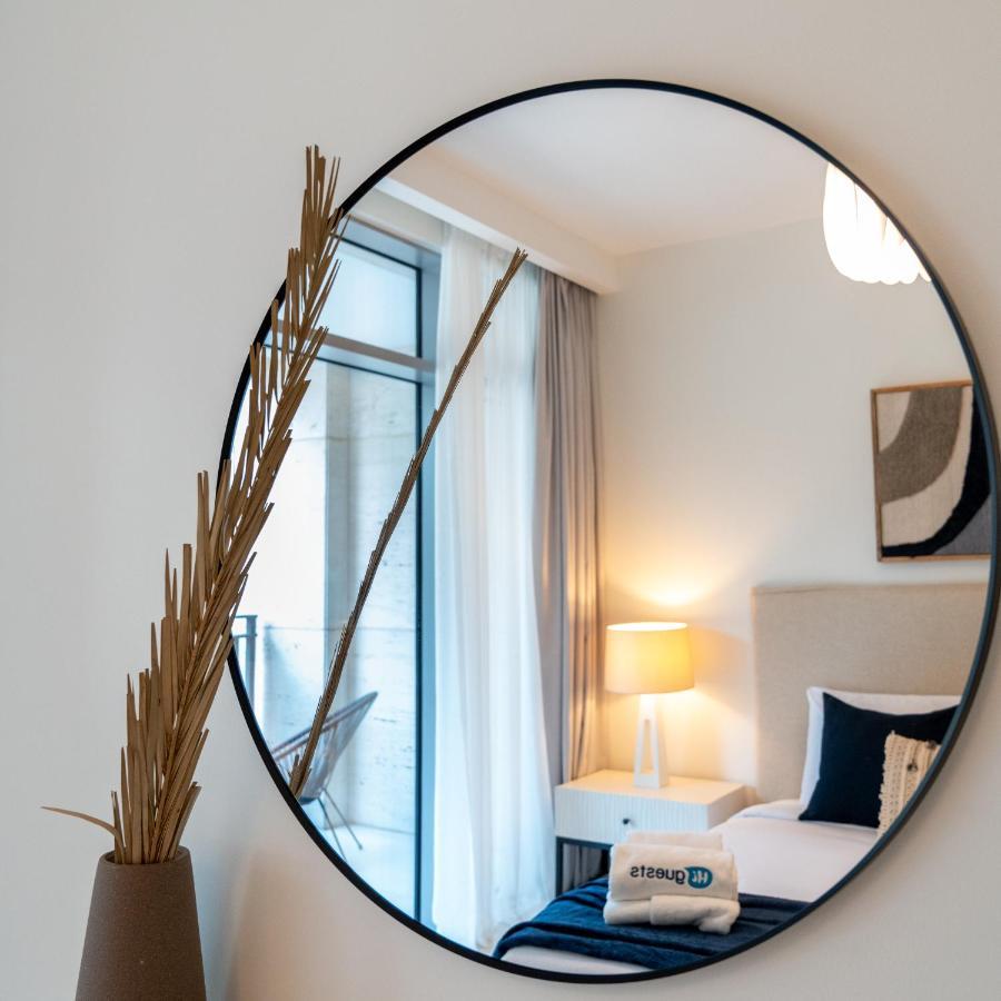 Higuests - Elegant Apt With Terrace Minutes From Burj Khalifa Дубай Екстер'єр фото